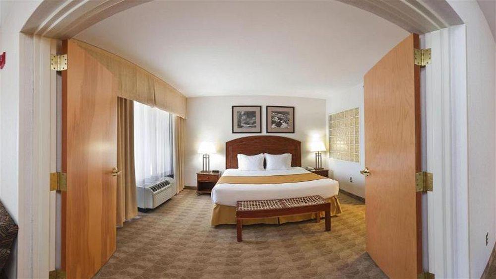 Holiday Inn Express Boone By Ihg Buitenkant foto